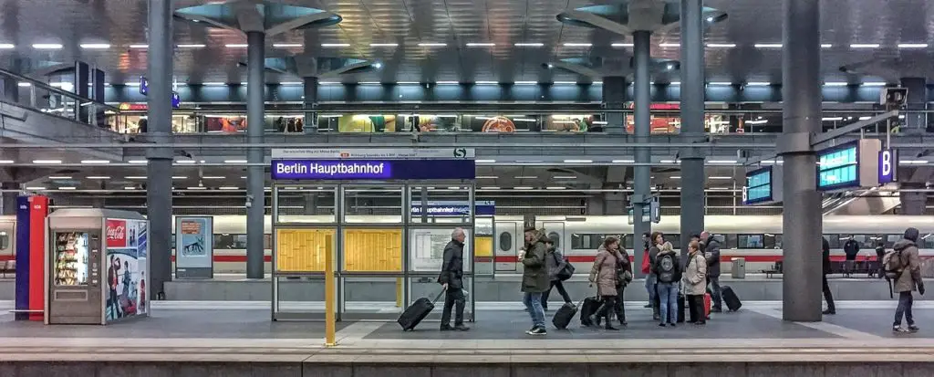 berlin-hbf-tief-berlin-hbf-unterschied-wo-ist-was